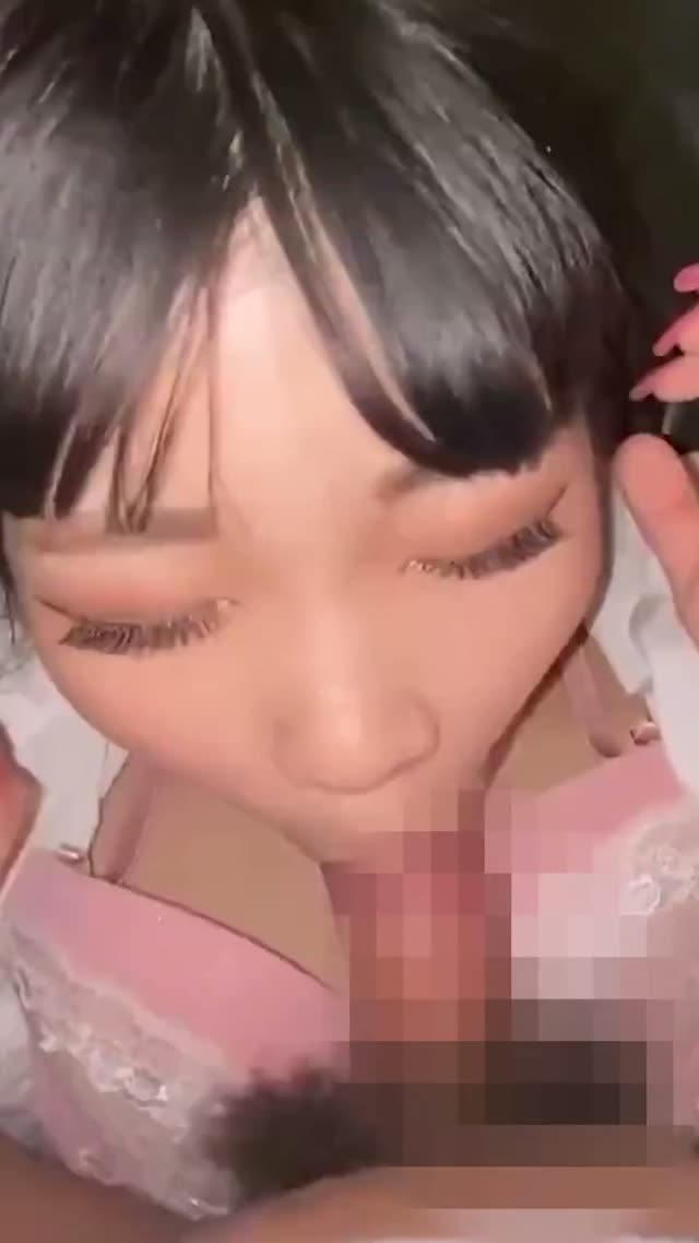 di spongin cewe jav yang cute