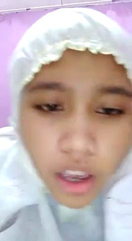 Mukena putih yang lagi viral