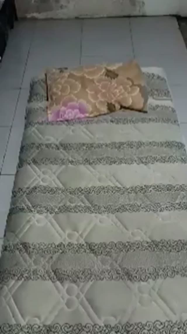 awalnya tukang pijat masih kuat iman tapi akrinya sagne juga diajakin tante bohay